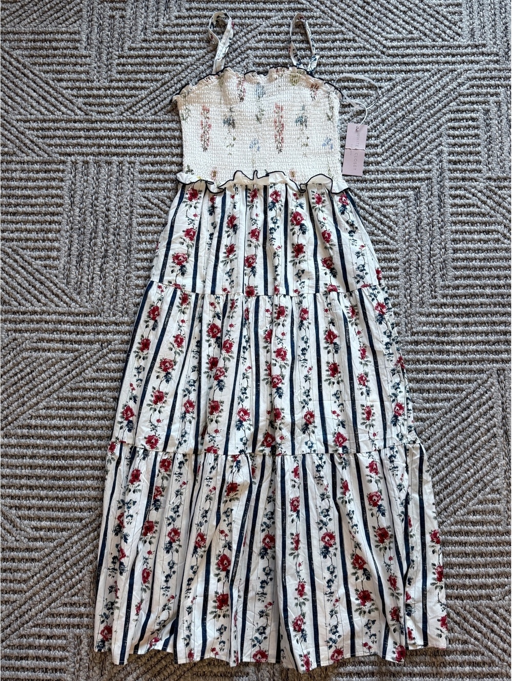NWT Smocked Floral Tiered Maxi Dress By White Closet size L - Picture 2 of 6
